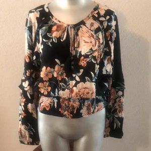 NWT Cute long sleeve top
